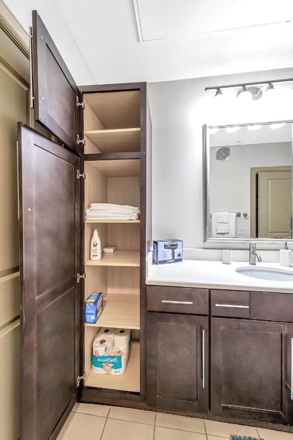 Daire Pool View 1-bedroom Unit Houston