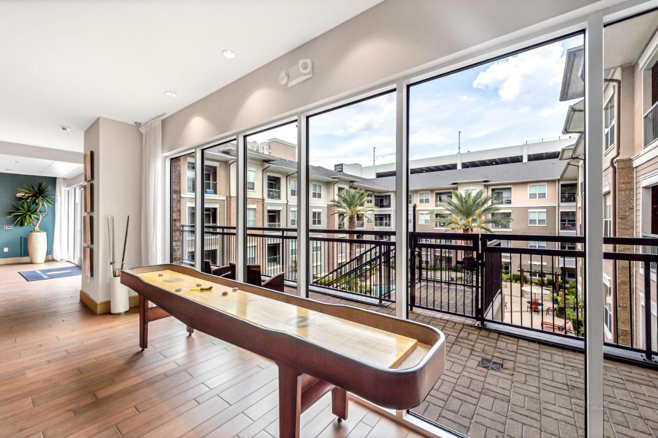 Pool View 1-bedroom Unit Daire