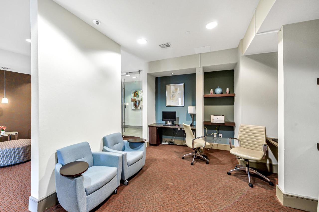 Daire Pool View 1-bedroom Unit *